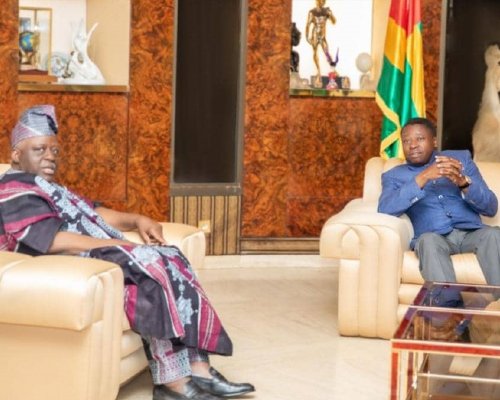 en-prelude-de-la-2eme-session-ordinaire-au-parlement-du-togo-vlavonou-recu-par-faure-gnassingbe