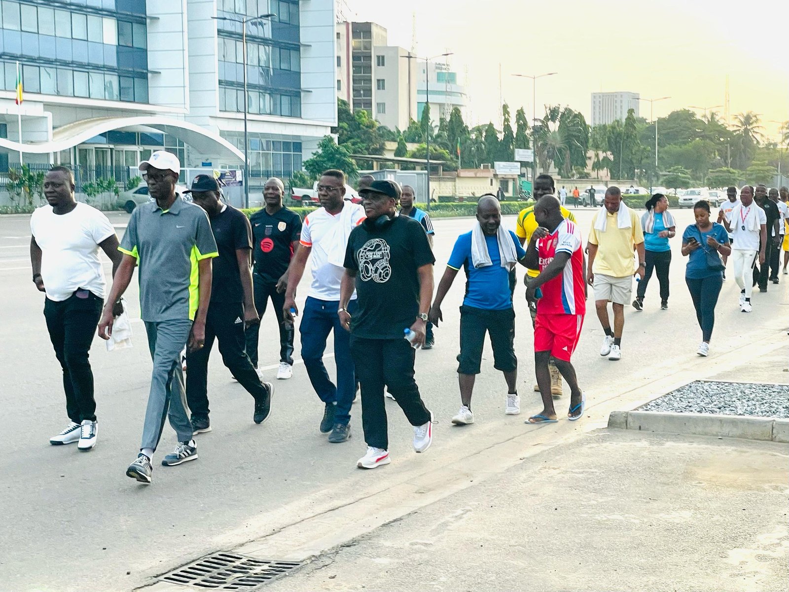 Image supplémentaire pour La HAAC célèbre avec une « Marche du cœur »