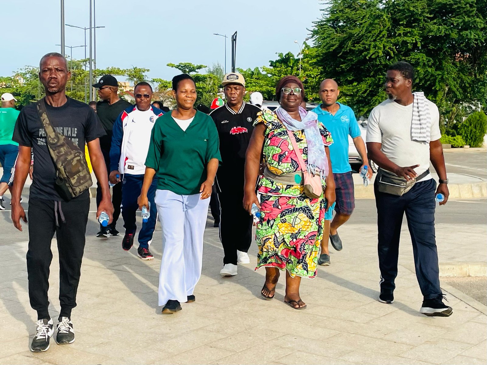 Image supplémentaire pour La HAAC célèbre avec une « Marche du cœur »