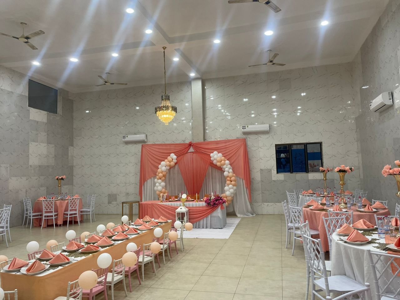 Image supplémentaire pour Les salles de fête "ELONA HOUSE" cassent les prix pour célébrer vos moments sacrés !