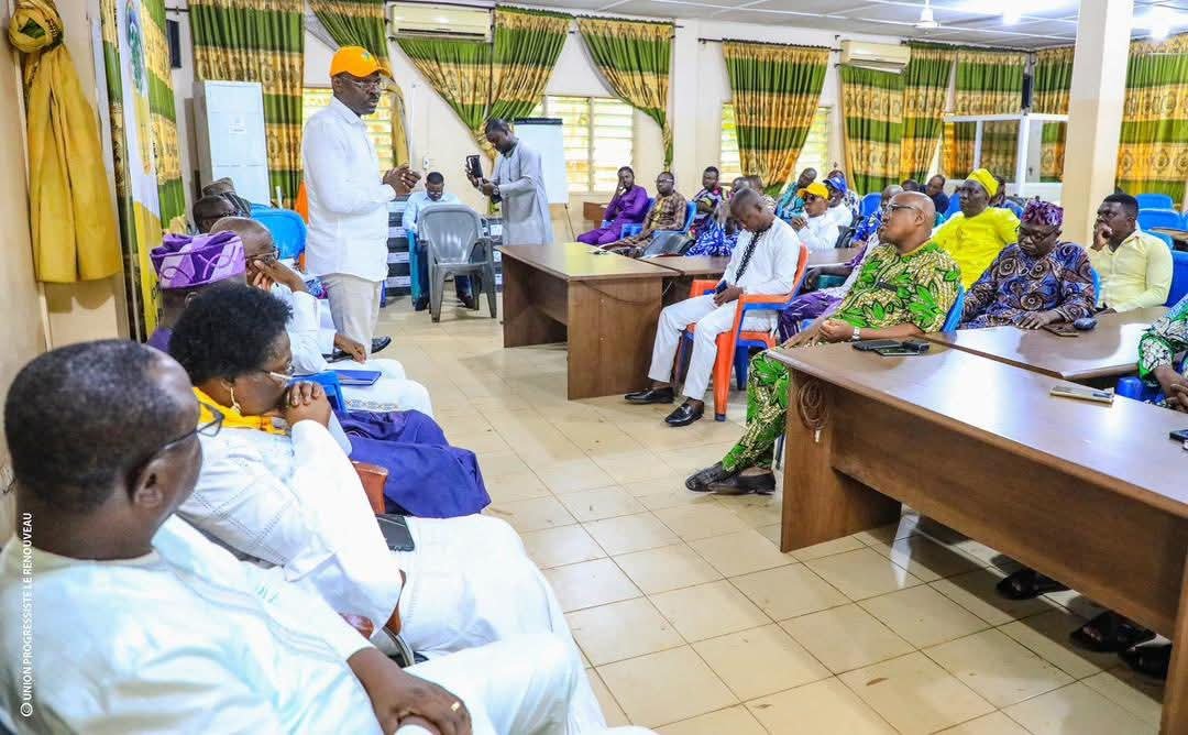 Image supplémentaire pour Djogbénou, à l'écoute du terrain
