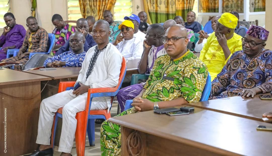 Image supplémentaire pour Djogbénou, à l'écoute du terrain