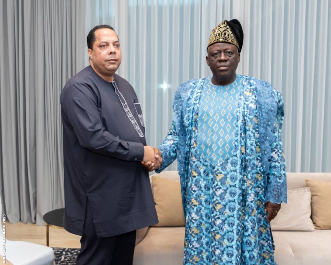 Image supplémentaire pour Le Président Vlavonou reçoit trois hautes personnalités africaines