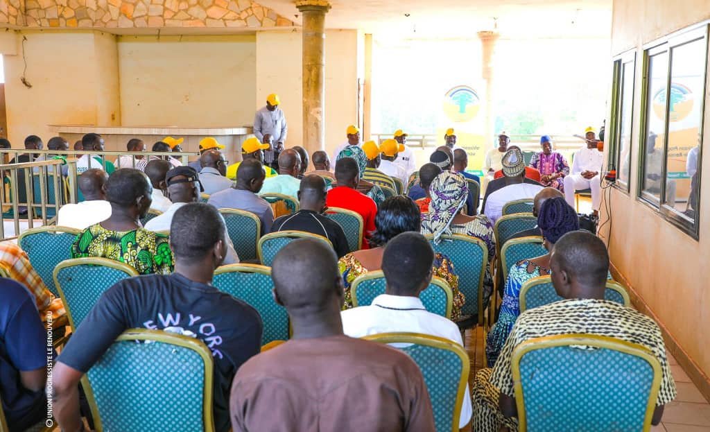 Image supplémentaire pour DJOGBÉNOU à l'écoute des militants de l'Atacora
