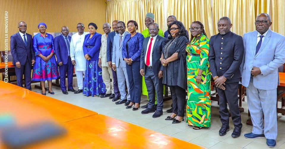 Image supplémentaire pour Le Gabon à l’école des réformes béninoises