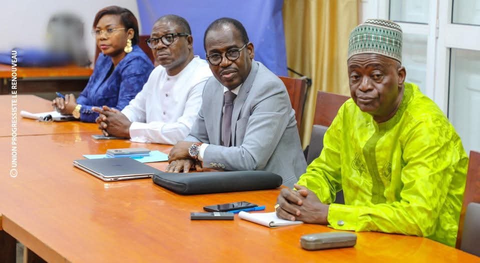 Image supplémentaire pour Le Gabon à l’école des réformes béninoises