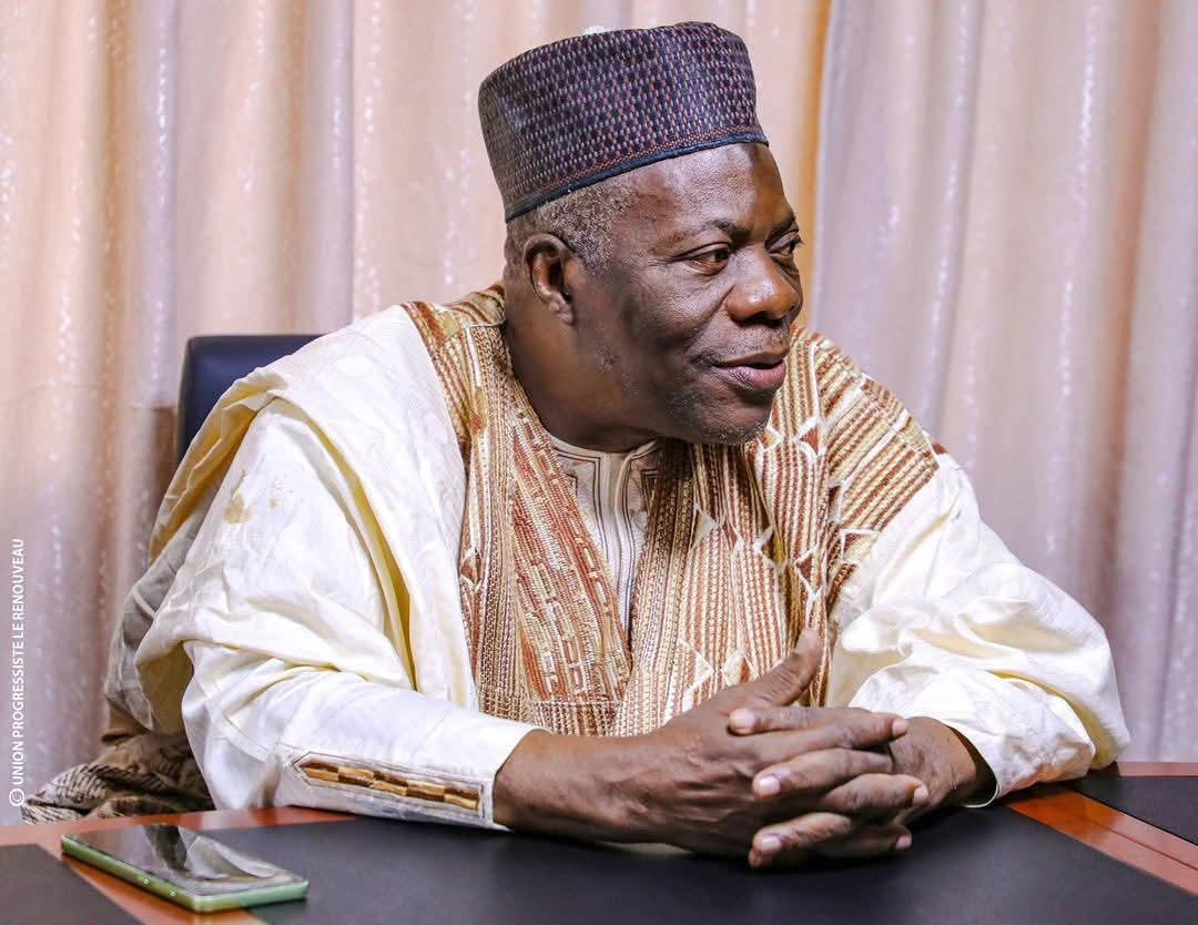 Image supplémentaire pour Joseph DJOGBÉNOU reçoit la Fondation MALÈHOSSOU