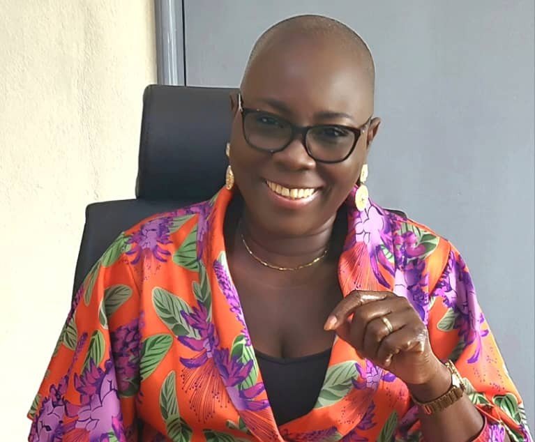 Christhelle HOUNDONOUGBO : Le rire, force invincible