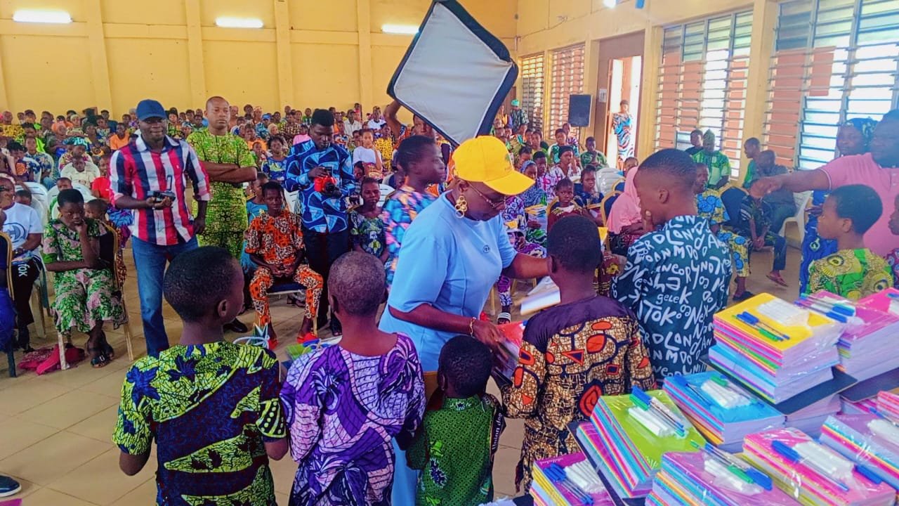 Image supplémentaire pour Christhelle HOUNDONOUGBO en appui fort