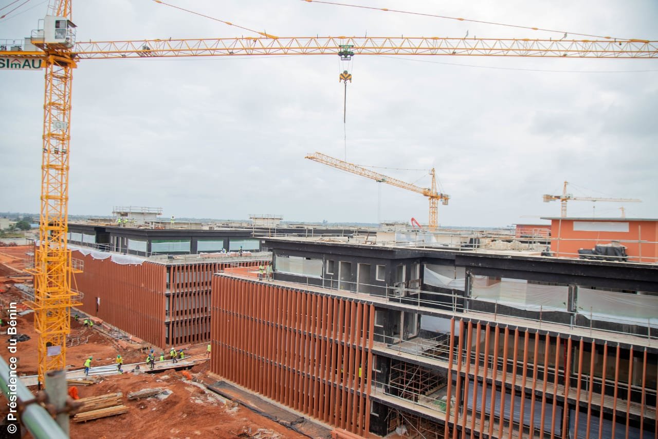 Image supplémentaire pour Cité d’Abomey-Calavi : Travaux salués