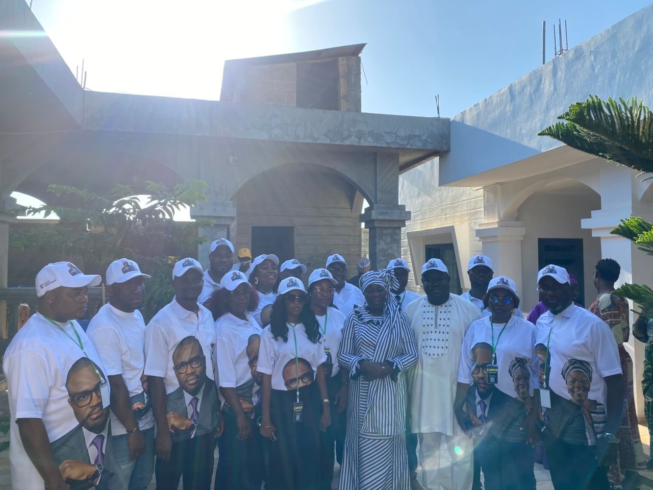 Image supplémentaire pour Talata, deux audiences avec le fan-club Romuald WADAGNI