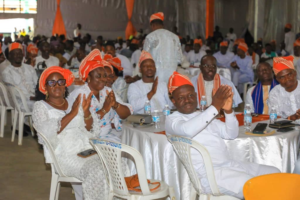 Image supplémentaire pour Sèdami Medegan Fagla célèbre les enseignants du Littoral
