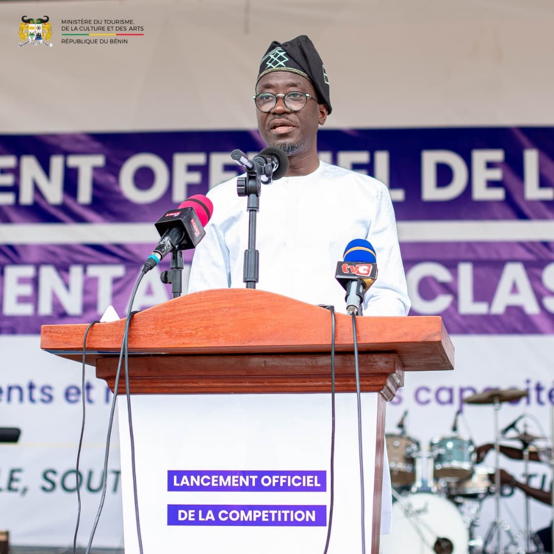 Image supplémentaire pour Abimbola met en scène le génie béninois