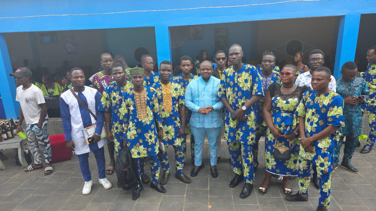 Image supplémentaire pour Borgia Santos N’Bouké galvanise les jeunes Adja autour du duo Wadagni–Talata