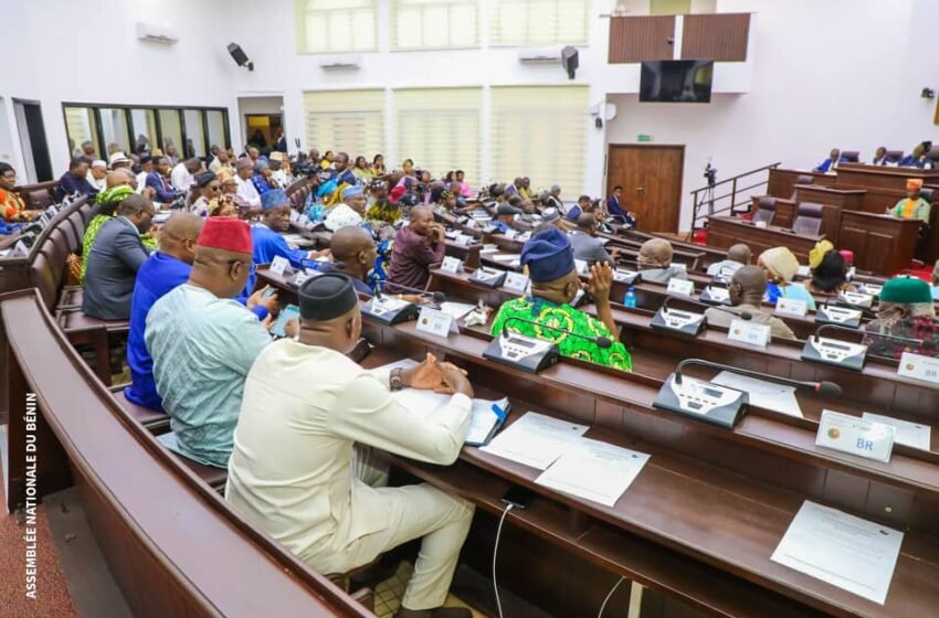 Constitution : feu vert des députés