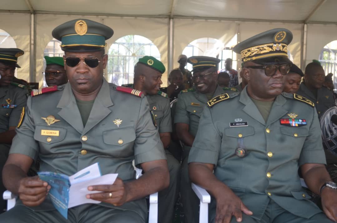 Image supplémentaire pour 73 nouveaux Officiers prêts à servir la Nation