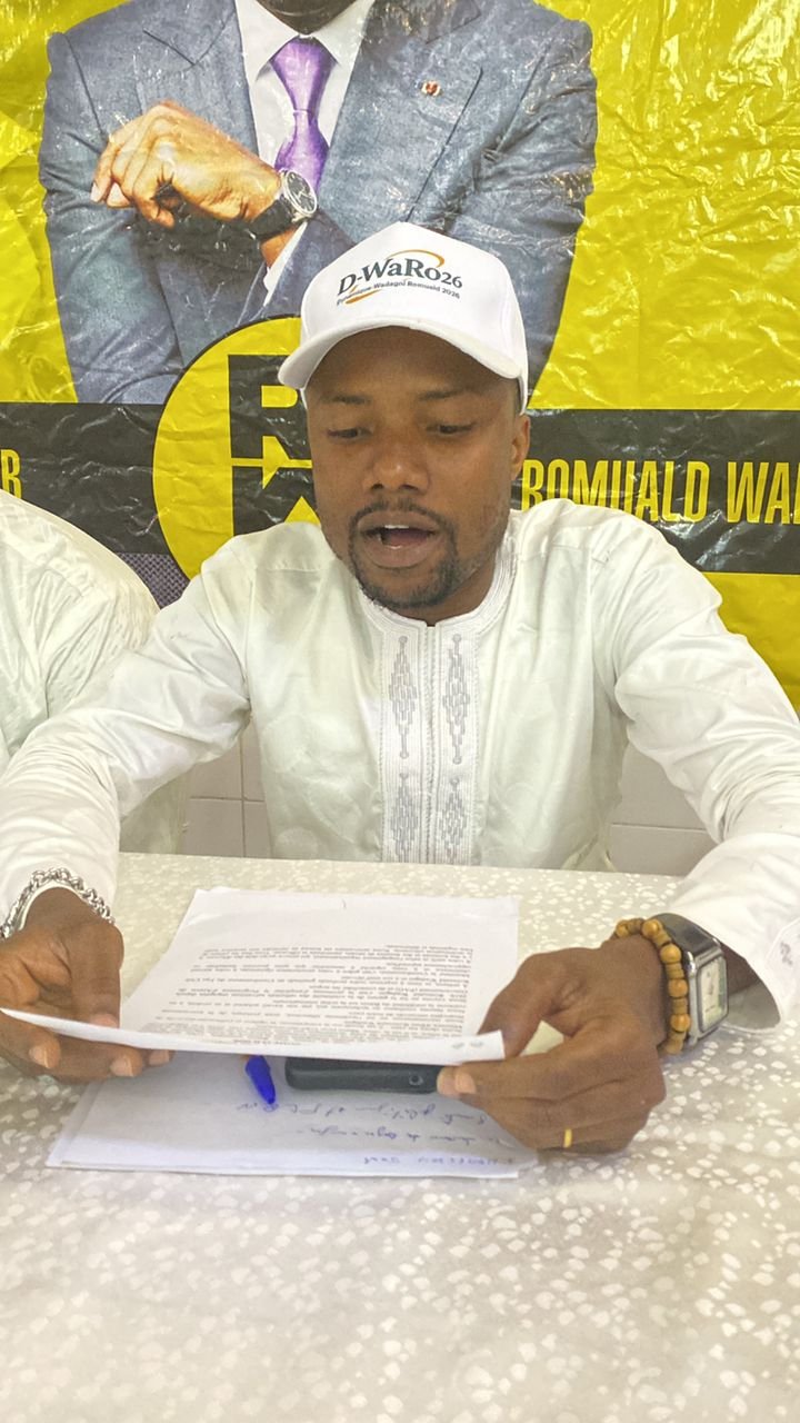 Image supplémentaire pour Deux mouvements rallient le Fan-Club WADAGNI