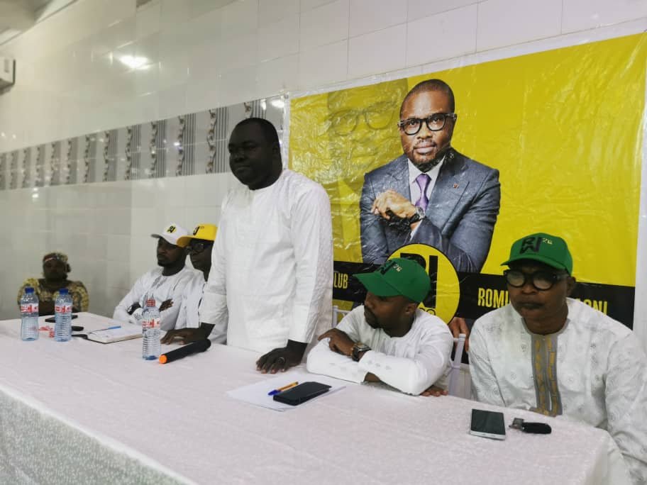 Image supplémentaire pour Deux mouvements rallient le Fan-Club WADAGNI