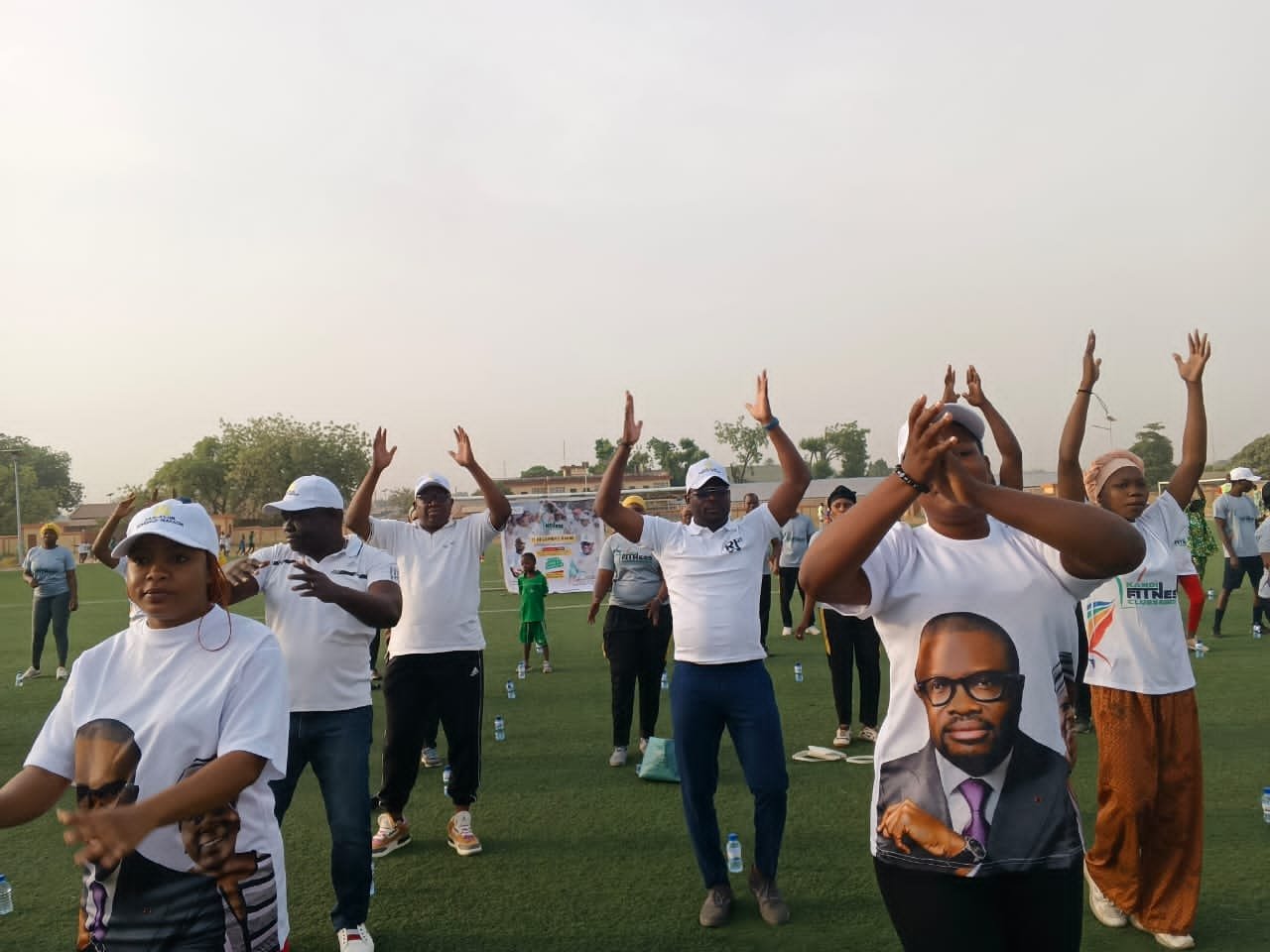 Image supplémentaire pour La jeunesse sportive en mouvement sous le haut patronage de Romuald WADAGNI et sous la supervision de l’He Labiou Amadou Djibril