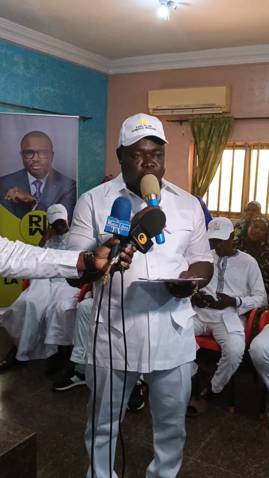 Image supplémentaire pour Alibori : les structures du fan-club Romuald WADAGNI officiellement installées