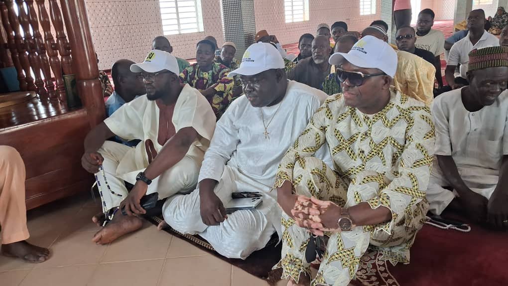 Image supplémentaire pour Le fan-club Romuald WADAGNI implore la paix et appelle à l’intensification des prières