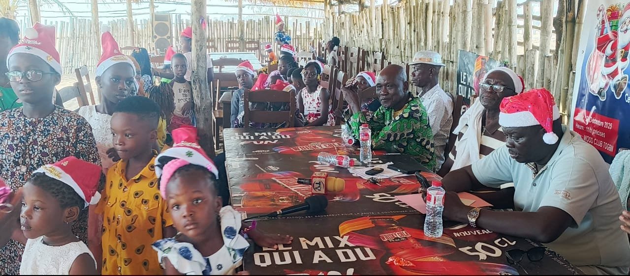 Image supplémentaire pour La PaDem Bénin célèbre Noël avec les enfants des professionnels des médias