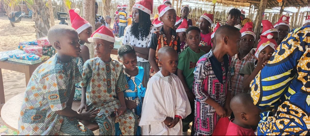Image supplémentaire pour La PaDem Bénin célèbre Noël avec les enfants des professionnels des médias