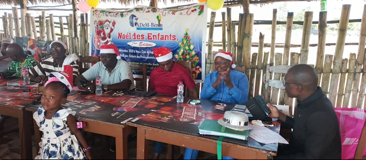 Image supplémentaire pour La PaDem Bénin célèbre Noël avec les enfants des professionnels des médias