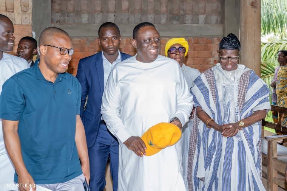 Image supplémentaire pour Vlavonou rend visite au roi d’Adja-Ouèrè et à Fagbohoun