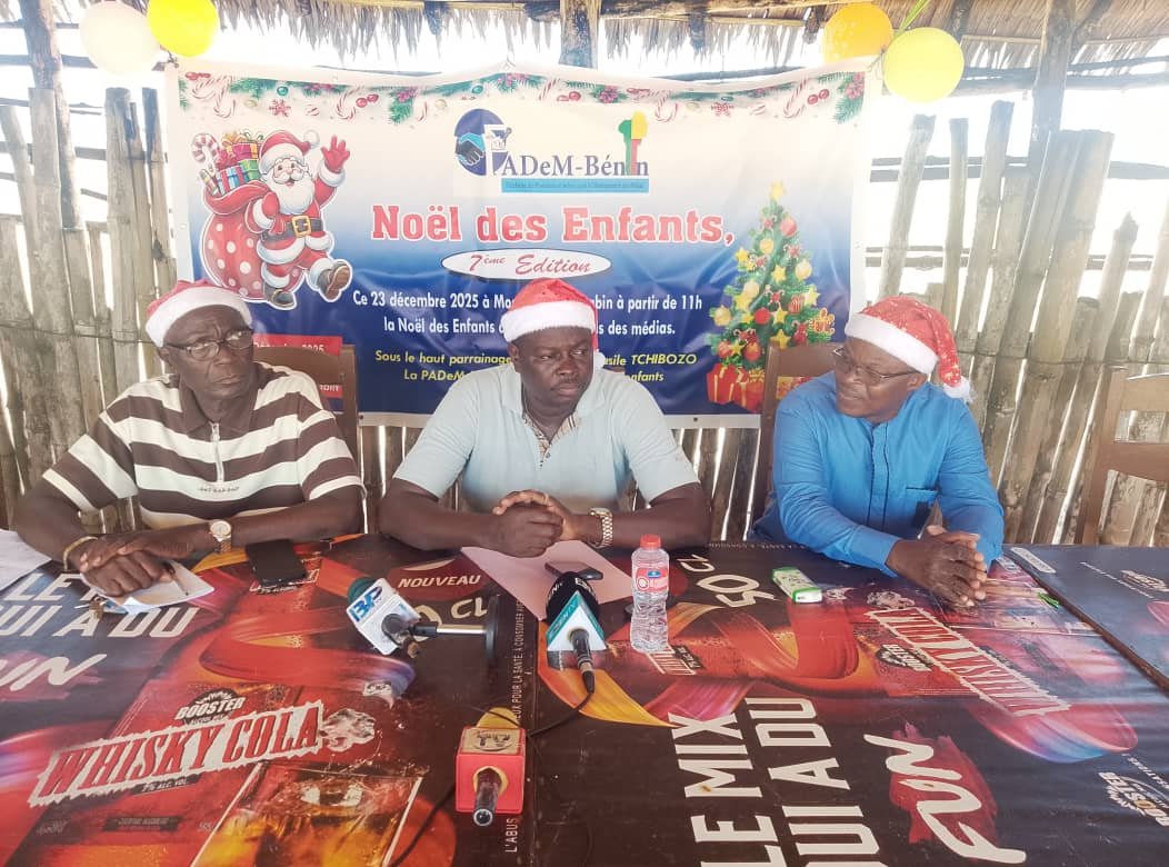 Image supplémentaire pour La PADeM-Bénin et le parrain Basile Tchibozo perpétuent la tradition