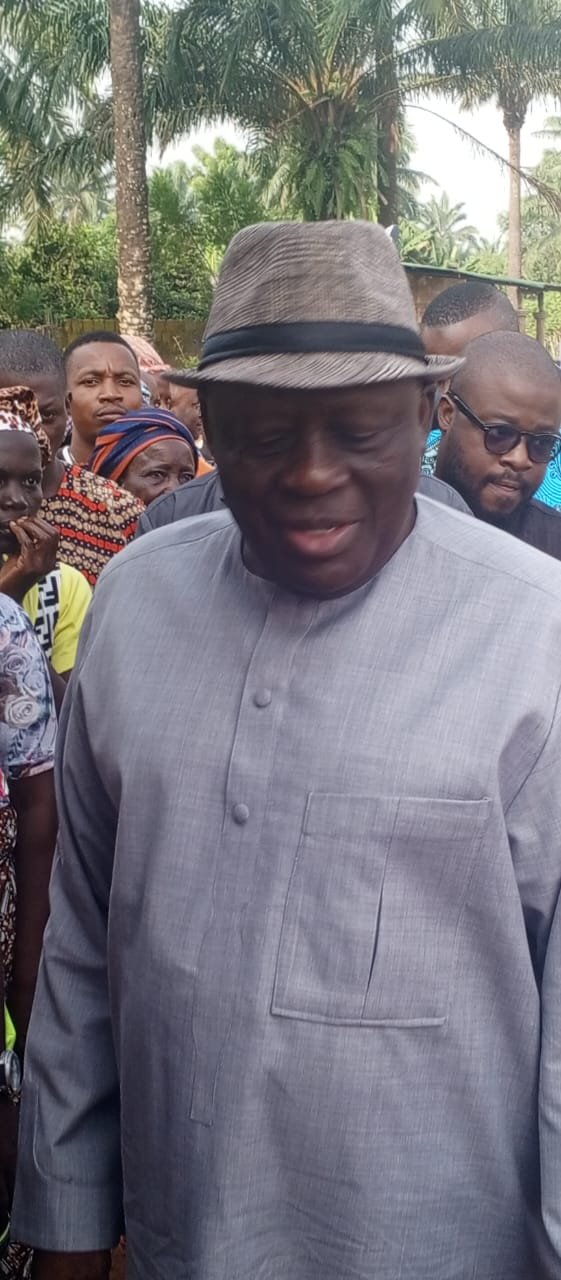 Image supplémentaire pour Louis Vlavonou vote tôt et appelle à une mobilisation massive et à la paix