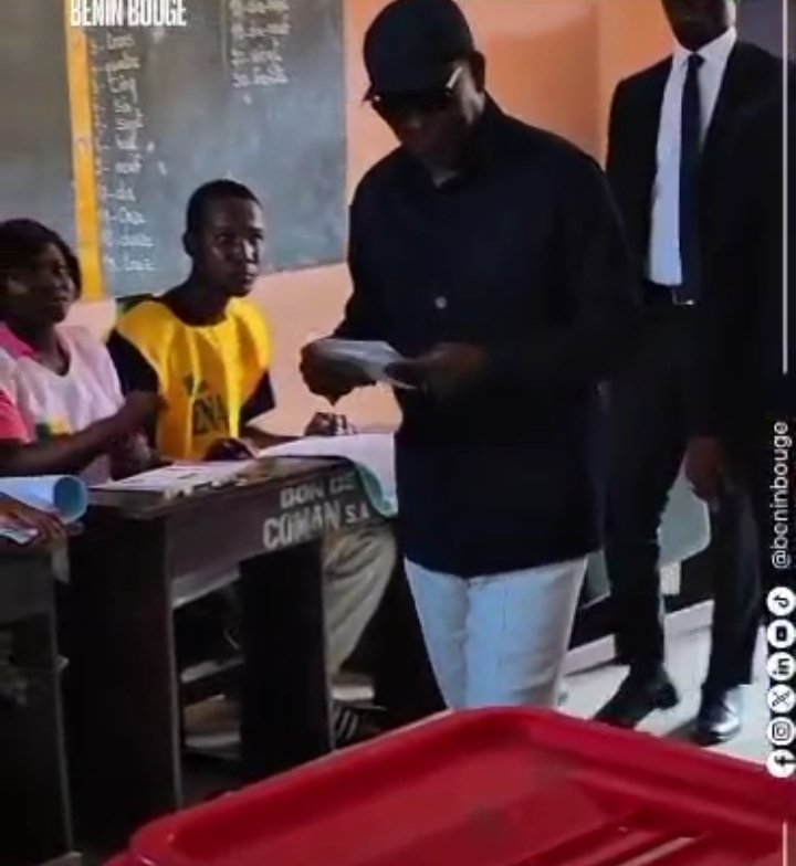 Image supplémentaire pour Le Président Patrice TALON accomplit son devoir civique et appelle à une mobilisation massive