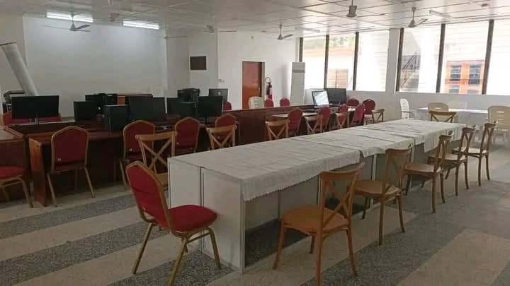 Image supplémentaire pour Les grandes tendances des élections législatives et communales attendues ce jeudi