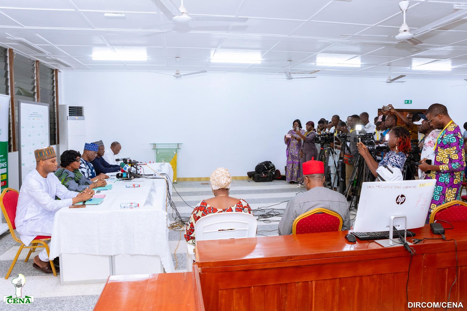 Image supplémentaire pour Les grandes tendances publiées, Sacca Lafia salue la maturité du peuple béninois