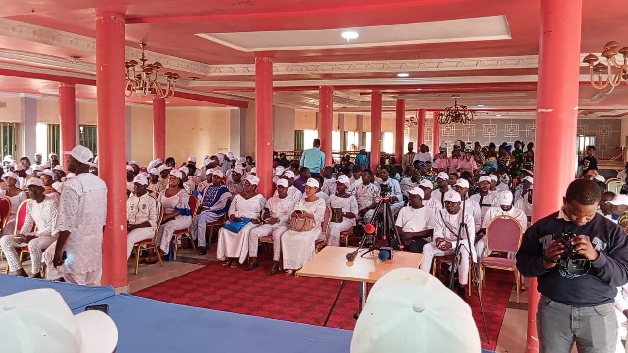 Image supplémentaire pour Fan-Club Romuald WADAGNI : le Plateau en action