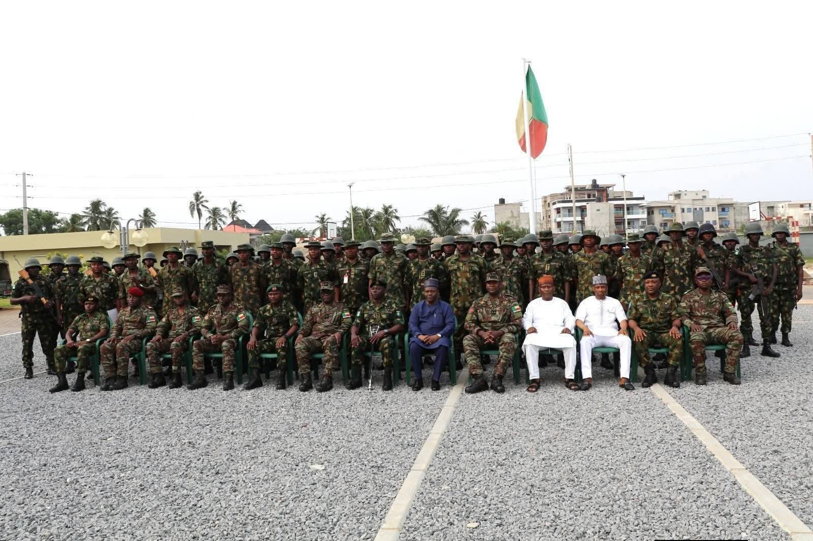 Le détachement de l’armée nigériane quitte le Bénin