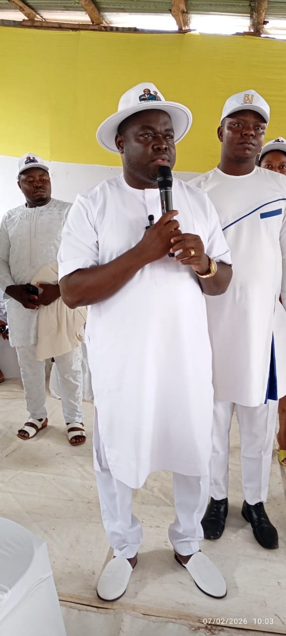 Image supplémentaire pour Le Fan-Club Wadagni s’enracine dans le mono