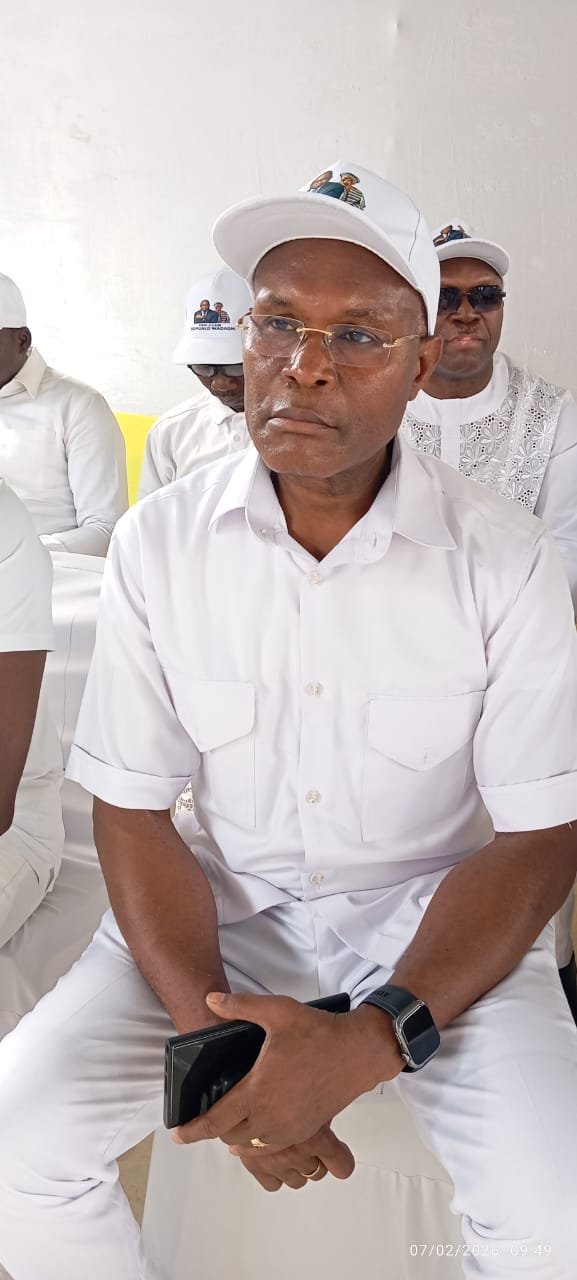 Image supplémentaire pour Le Fan-Club Wadagni s’enracine dans le mono