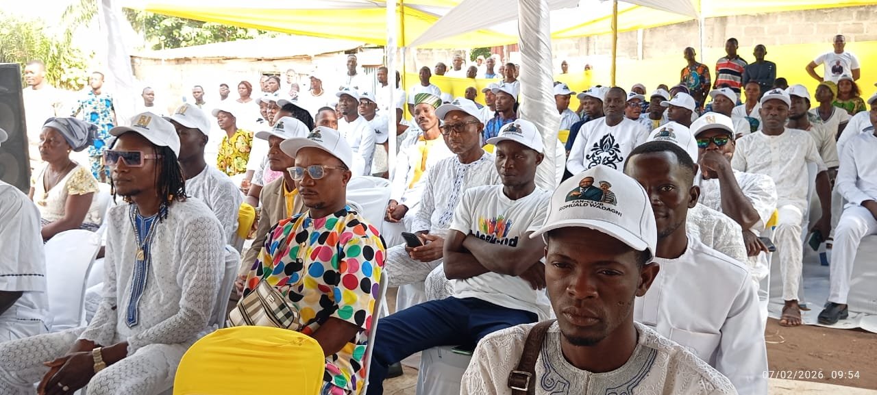 Image supplémentaire pour Le Fan-Club Wadagni s’enracine dans le mono