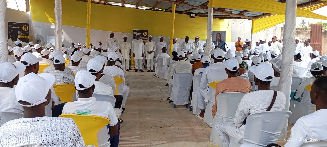 Image supplémentaire pour Le Fan-Club Wadagni s’enracine dans le mono