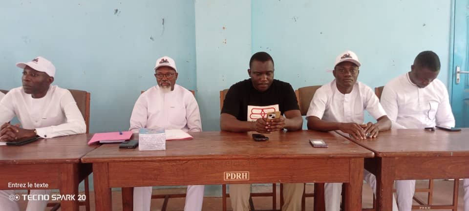Image supplémentaire pour La coordination départementale du fan-club Romuald WADAGNI en mission à Athiémé