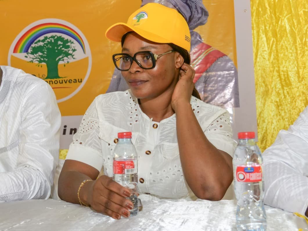 Image supplémentaire pour À Dogbo, l'he Borgia Santos N’BOUKE galvanise la jeunesse UPR