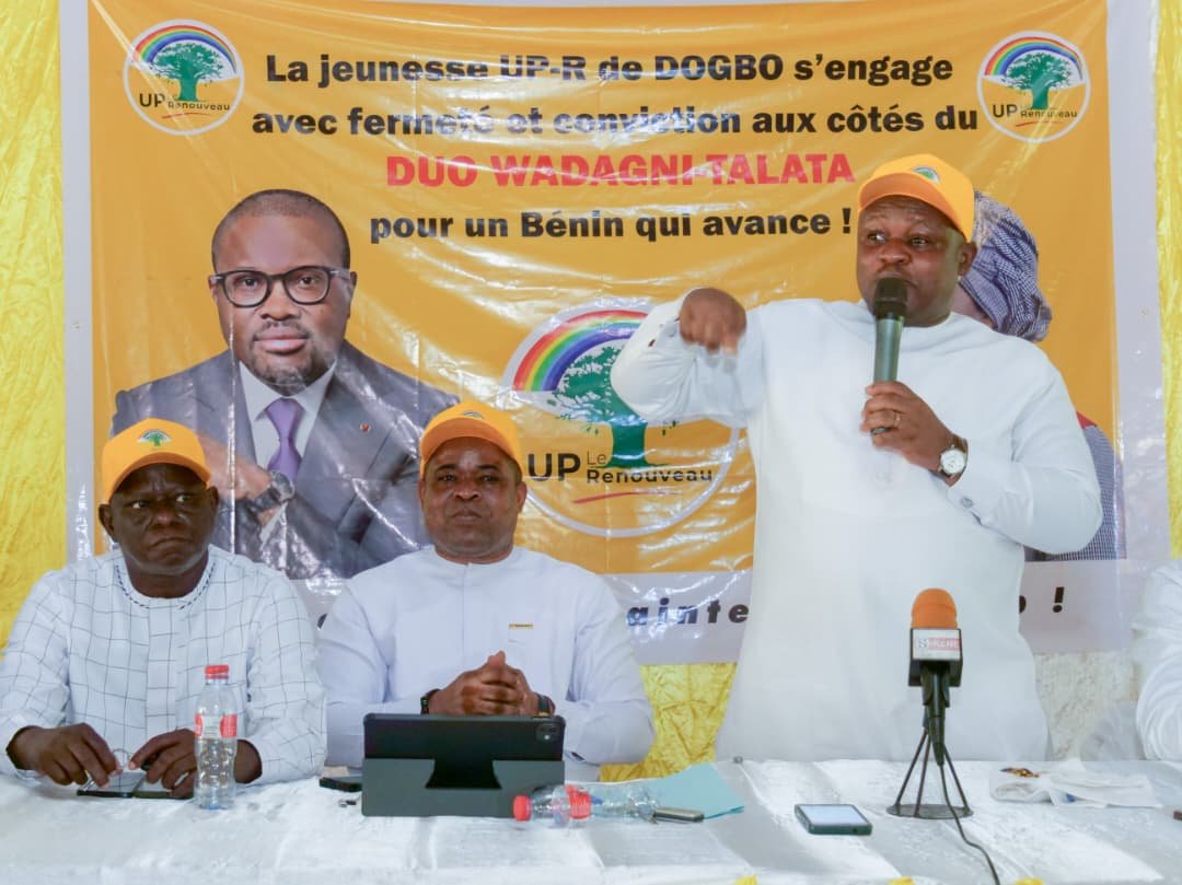 Image supplémentaire pour À Dogbo, l'he Borgia Santos N’BOUKE galvanise la jeunesse UPR