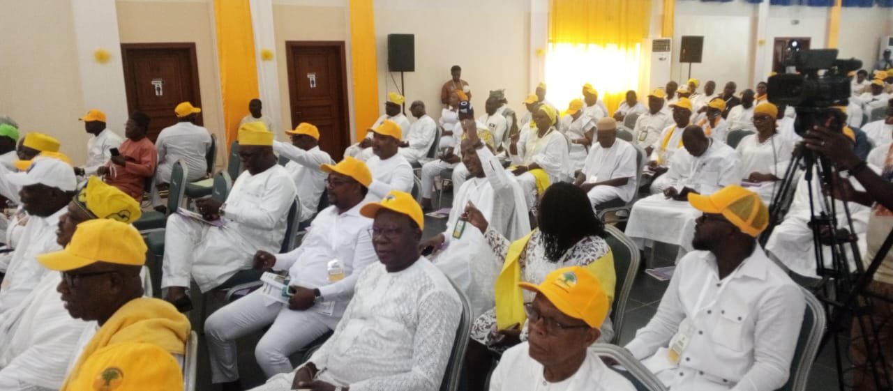 Image supplémentaire pour Djogbénou outille députés et maires pour renforcer la dynamique Wadagni–Talata