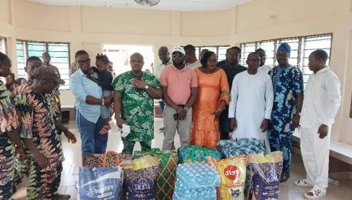 À Dogbo, l’he Borgia Santos Tawes N’BOUKE au secours des plus vulnérables