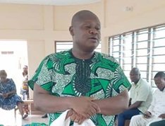 Image supplémentaire pour Une présence accrue du Fan-Club Romuald WADAGNI sur le terrain