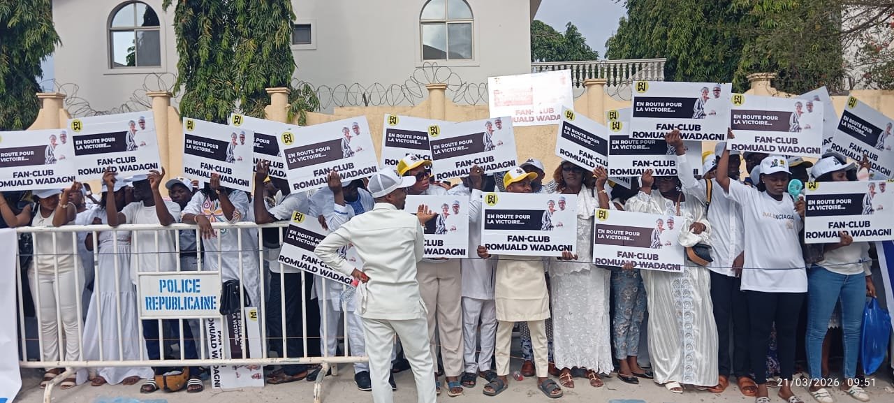 Le fan-club Romuald WADAGNI fait une mobilisation terrible