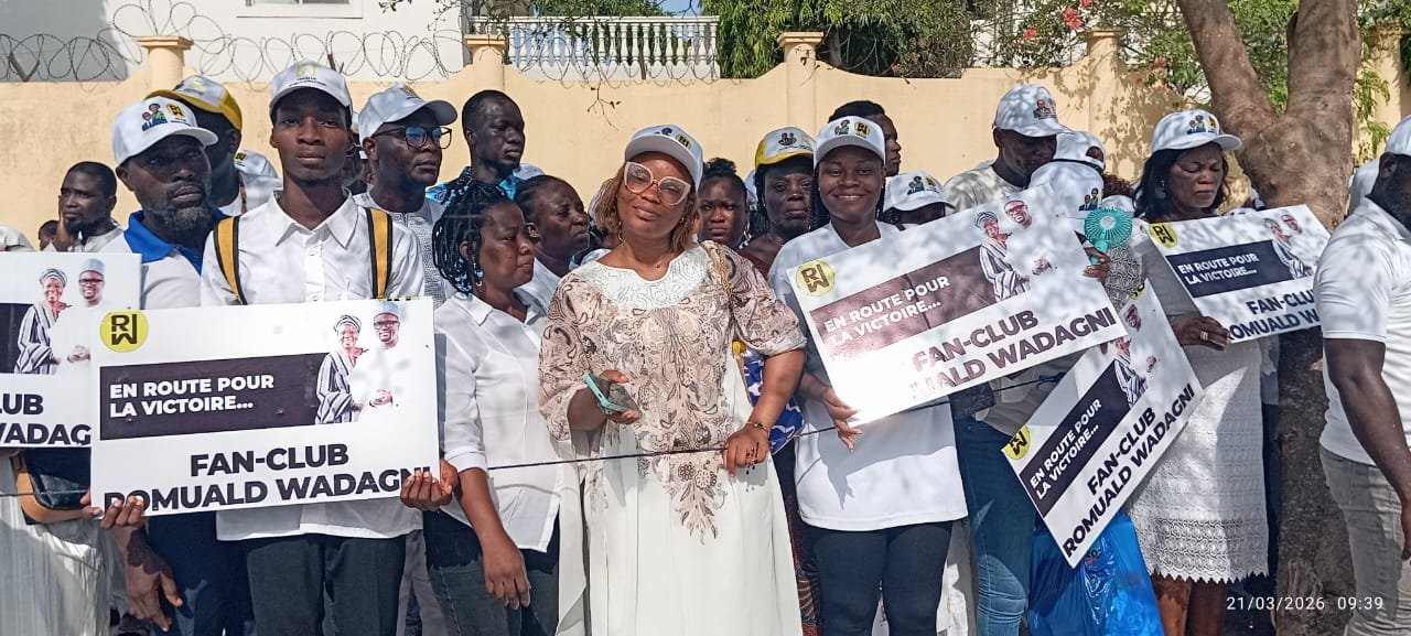 Image supplémentaire pour Le fan-club Romuald WADAGNI fait une mobilisation terrible