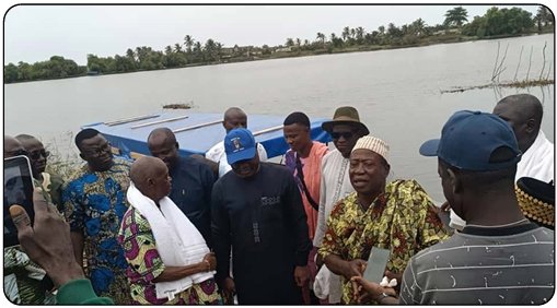 Image supplémentaire pour Une barque pour sécuriser le parcours scolaire à Hêvè
