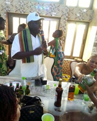 Image supplémentaire pour Hermine HODONOU épouse SAVI, la “dame de fer” au service de la femme ménagère